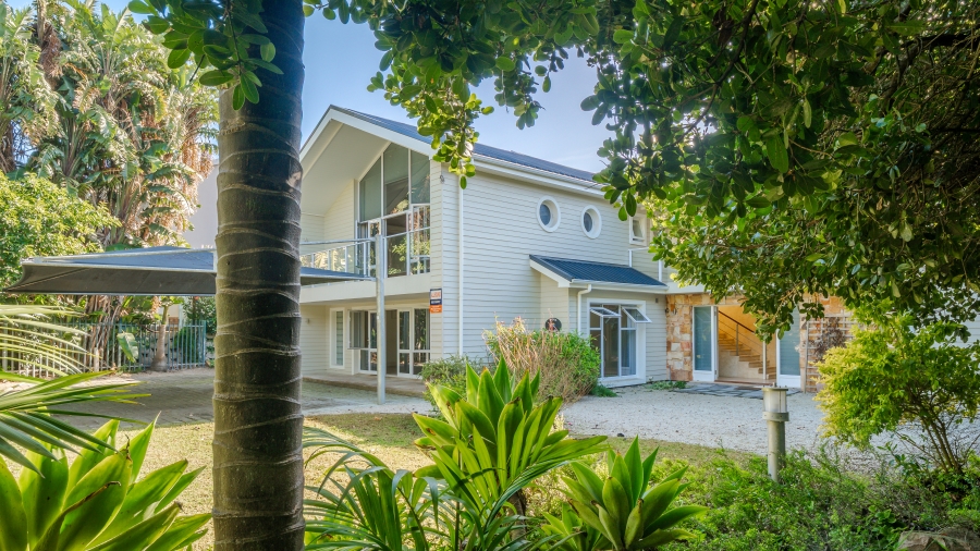 5 Bedroom Property for Sale in Leisure Isle Western Cape